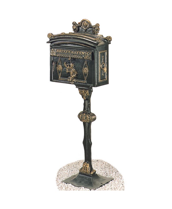 1622 Post Mounted Mailbox